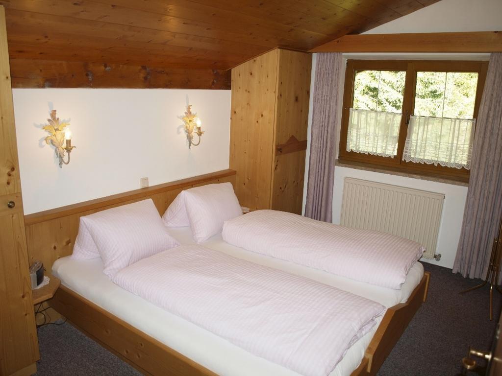 Haus Moosplatzl Apartment Leutasch Room photo